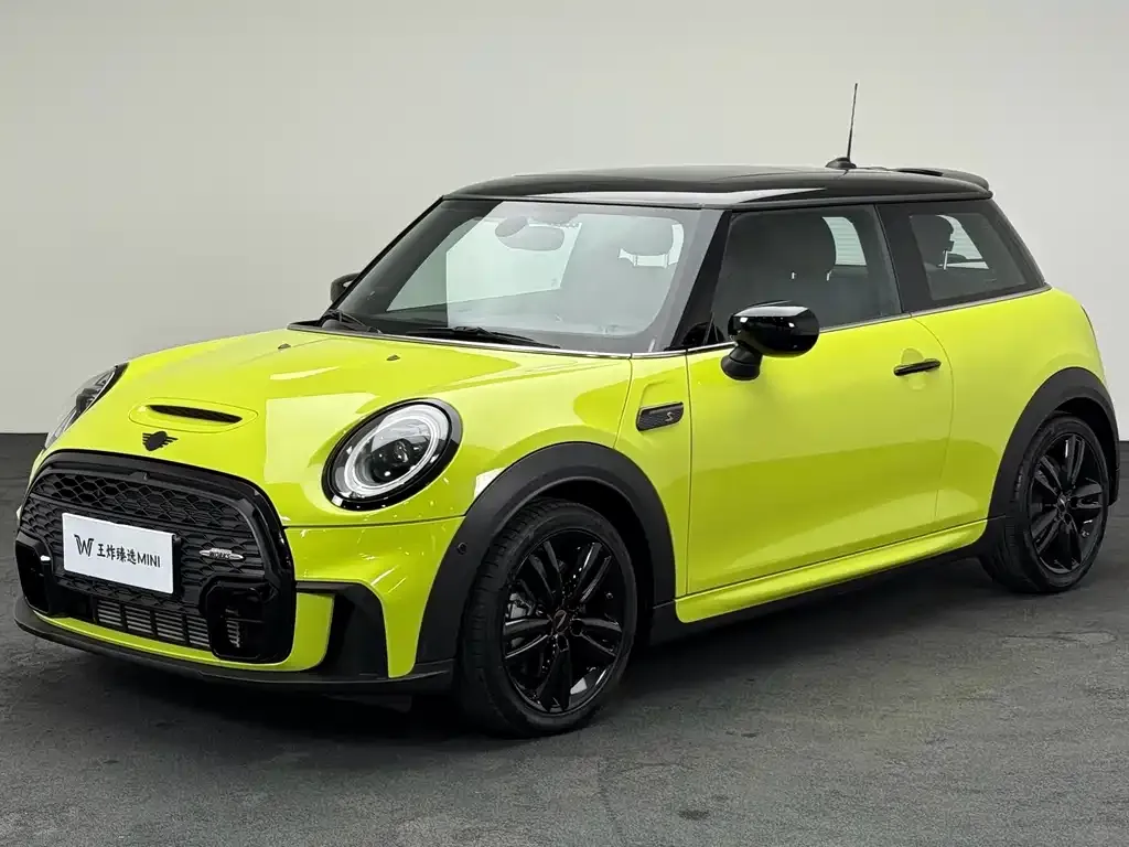 MINI Cooper (3-door) 2024 из CN, фото 1
