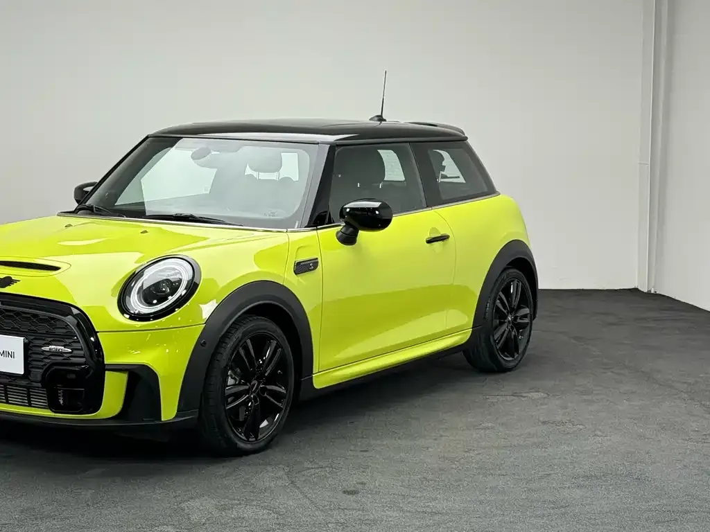 MINI Cooper (3-door) 2024 из CN, фото 4