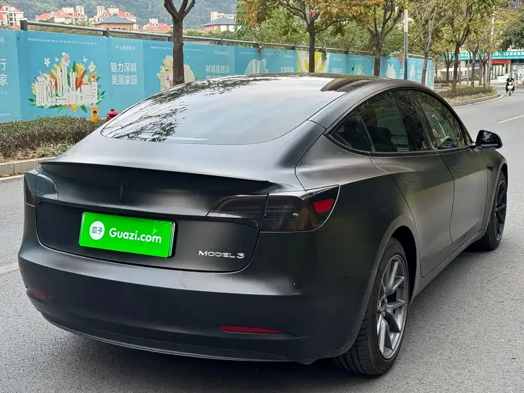 Tesla Model 3 — фото 6