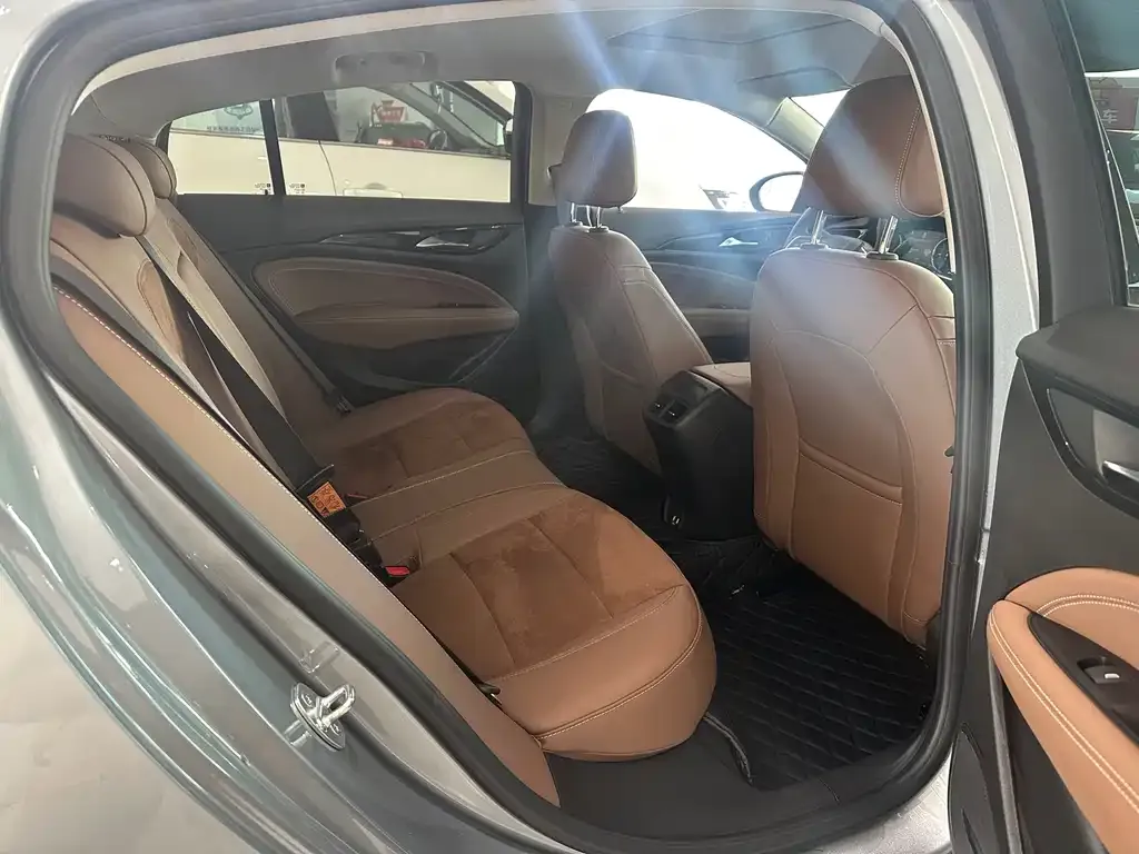 Buick Regal 2024 из CN, фото 9
