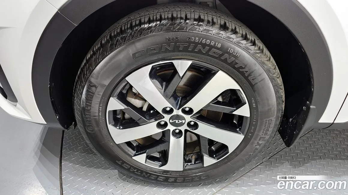 Kia Sorento — фото 9