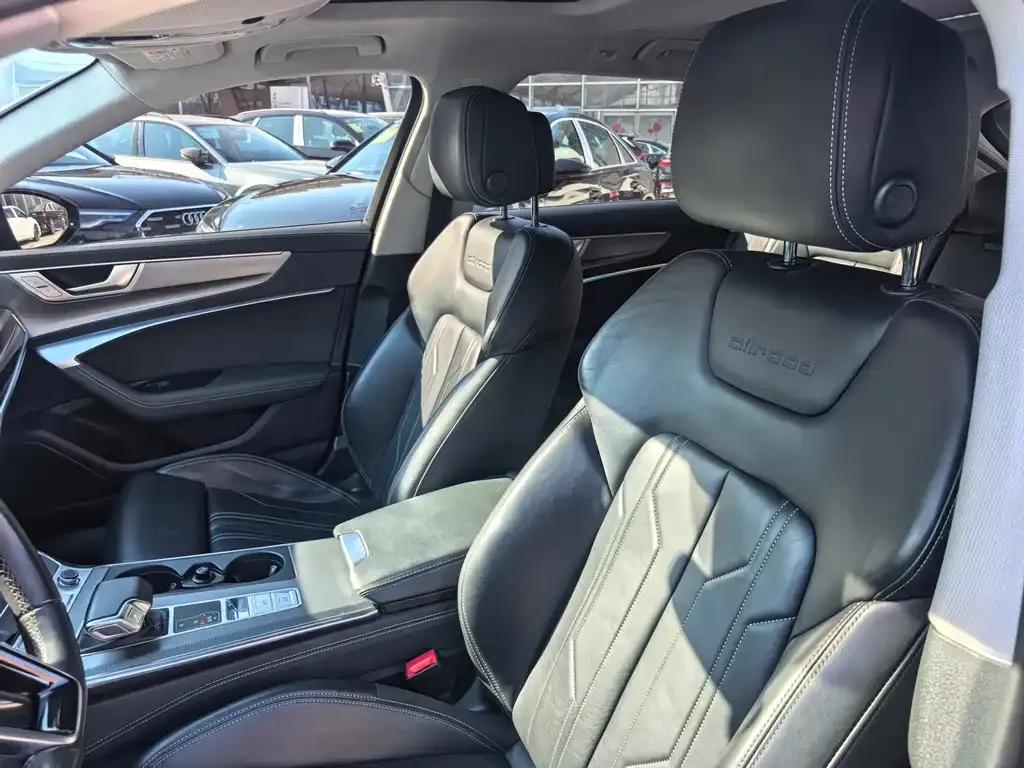 Audi A6 (Import) 2021 из CN, фото 4