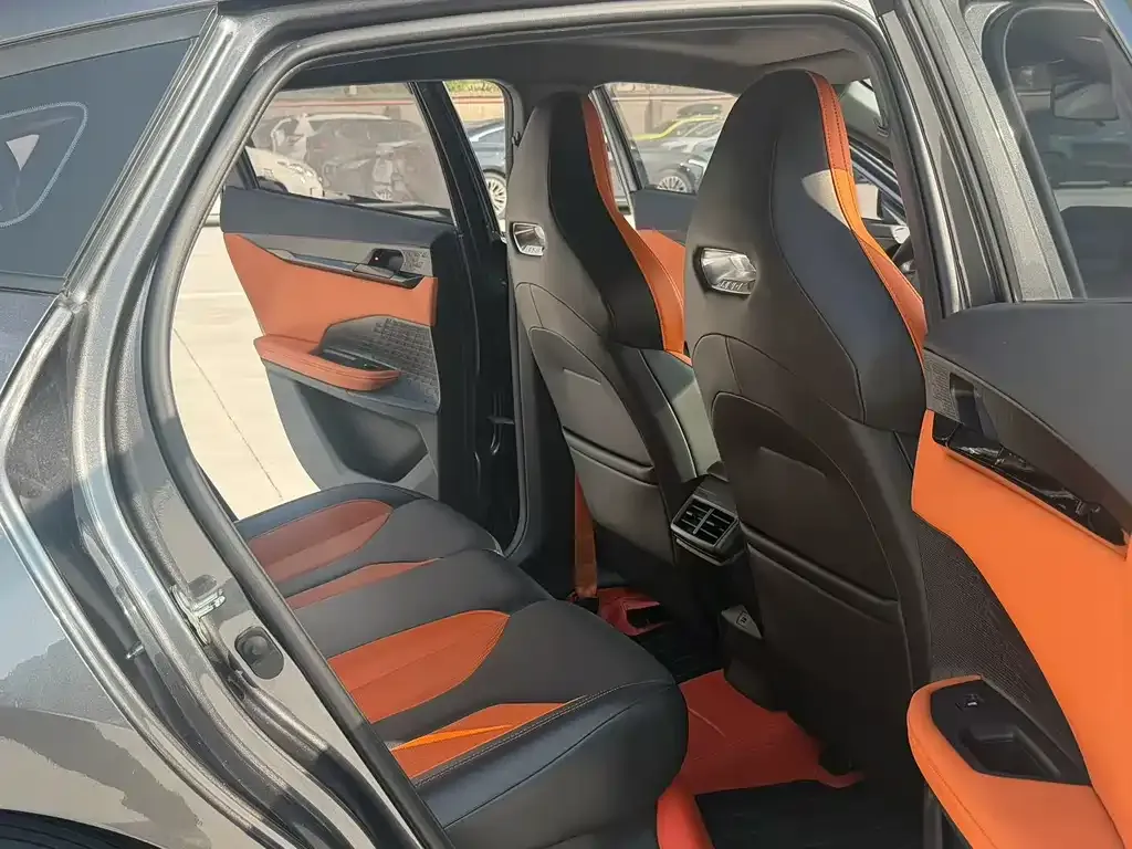 Changan UNI-V 2024 из CN, фото 2