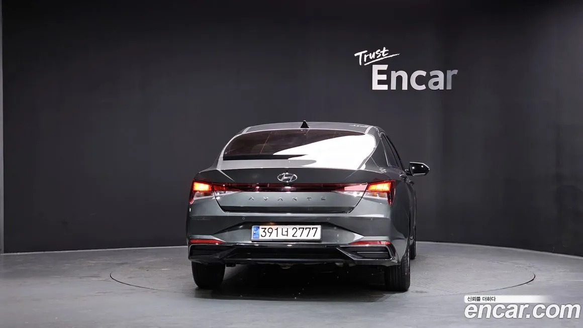 Hyundai AVANTE 2021 из KR, фото 2