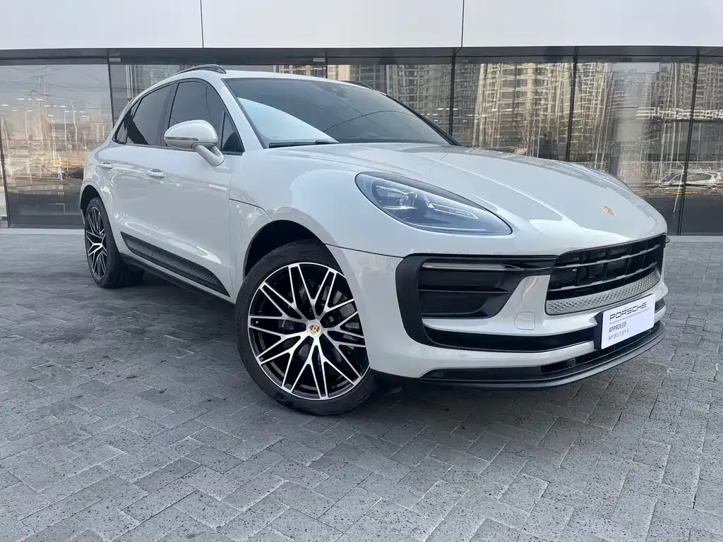 Porsche Macan — фото 10