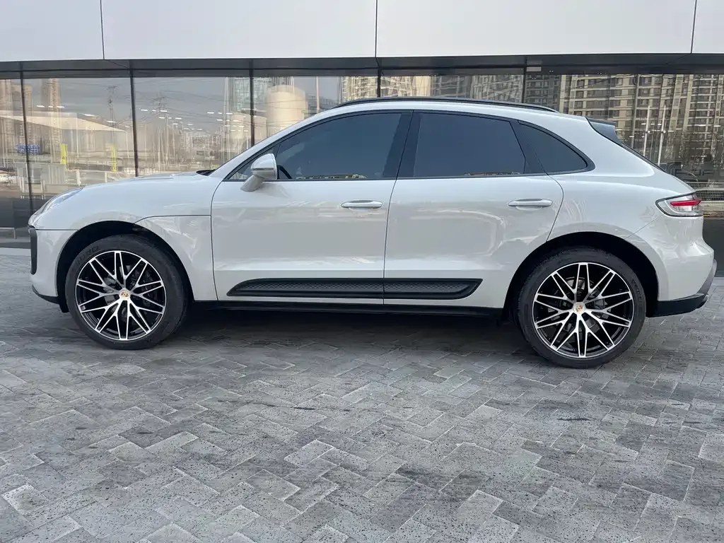 Porsche Macan — фото 3