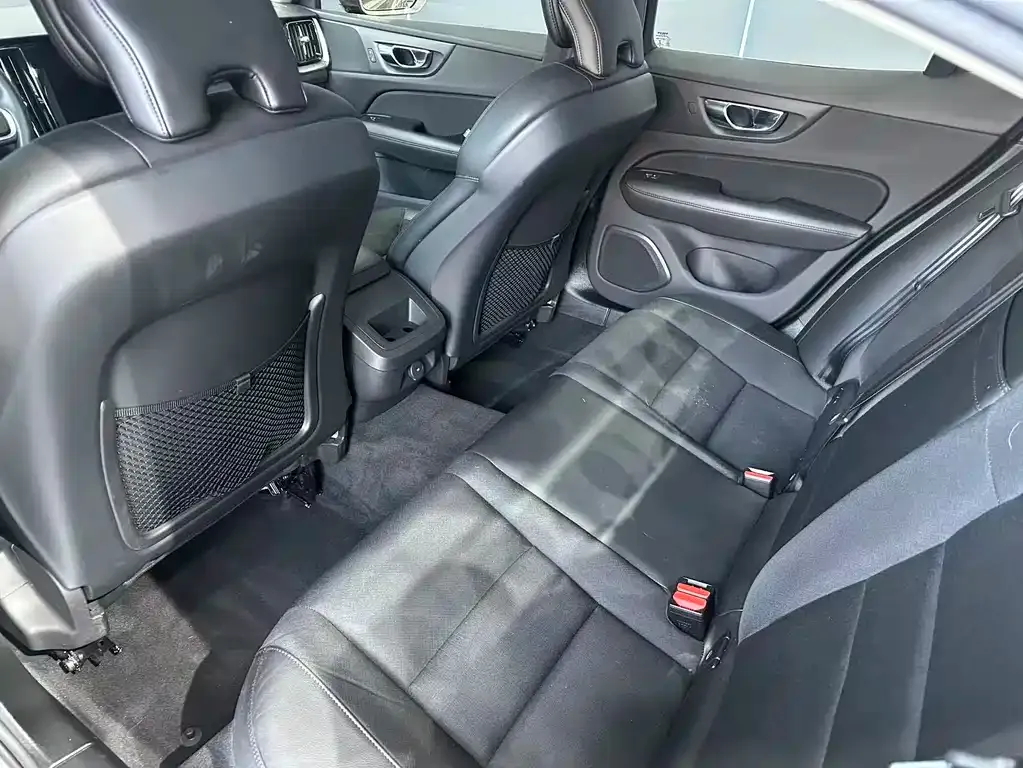 Volvo S60 2021 из CN, фото 9