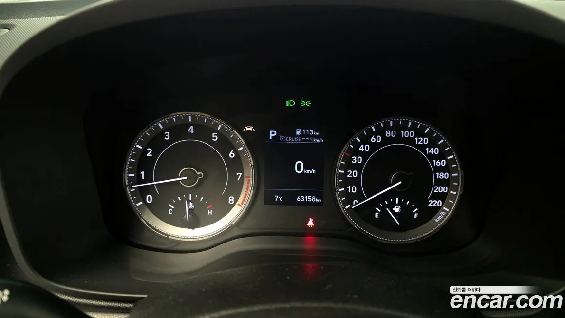 Hyundai Venue — фото 2