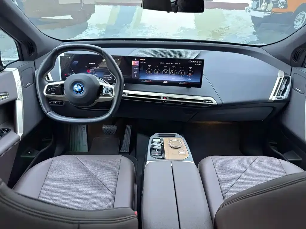 BMW iX 2023 из CN, фото 7