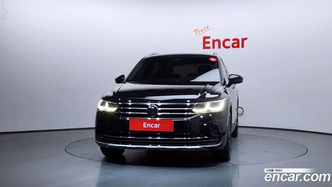 Volkswagen Tiguan — фото 2