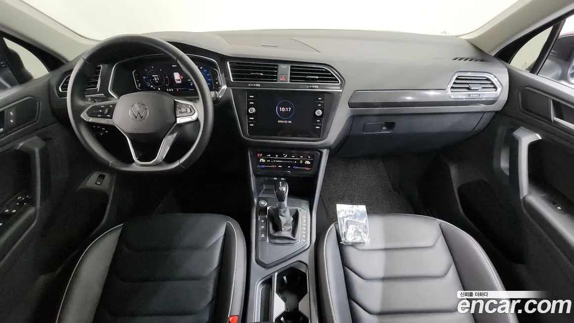 Volkswagen Tiguan — фото 7