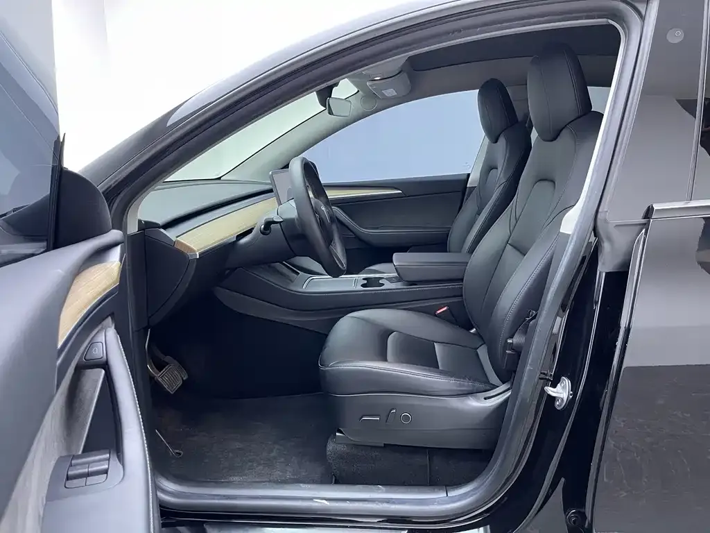 Tesla Model Y 2022 из CN, фото 7
