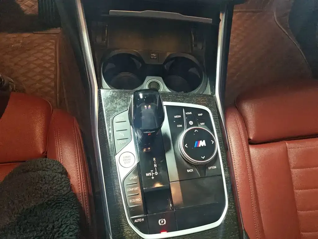 BMW 3 Series 2021 из CN, фото 9
