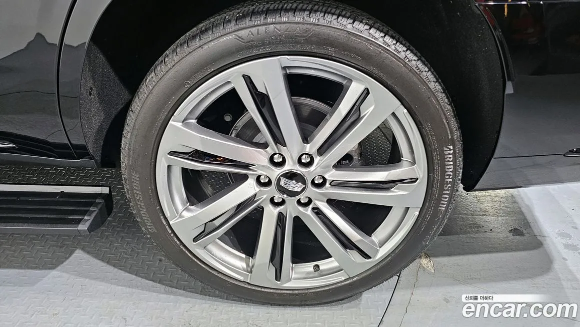 Cadillac Escalade 2025 из KR, фото 10