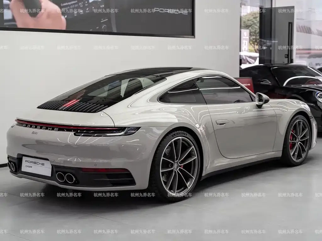 Porsche 911 2023 из CN, фото 6