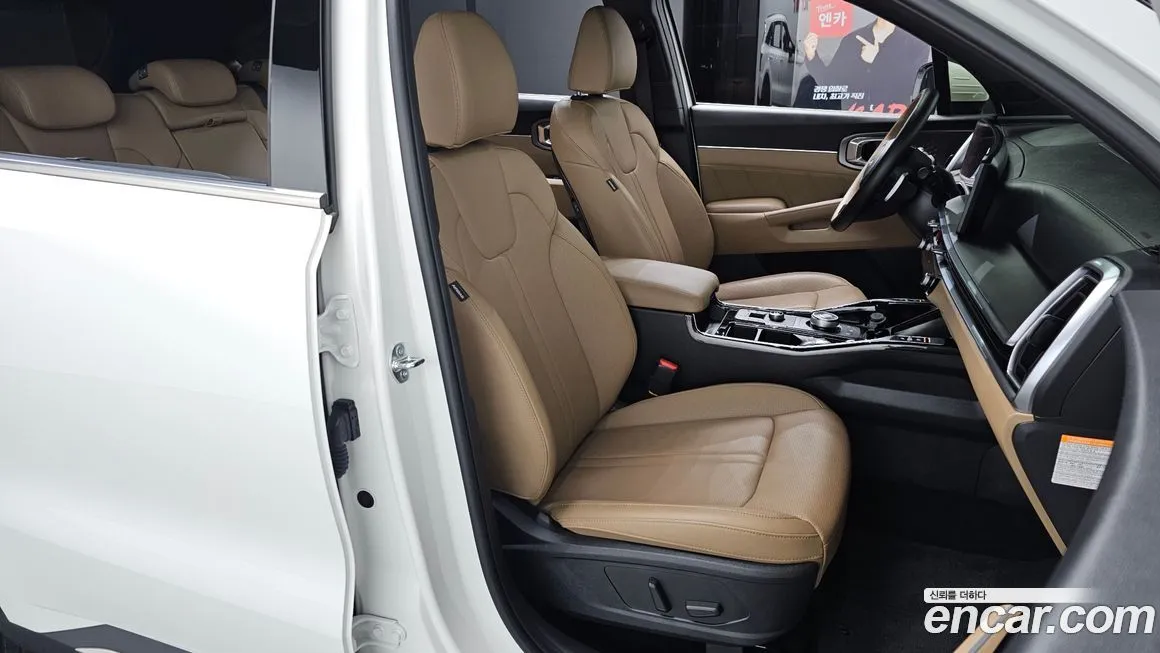 Kia Sorento — фото 6