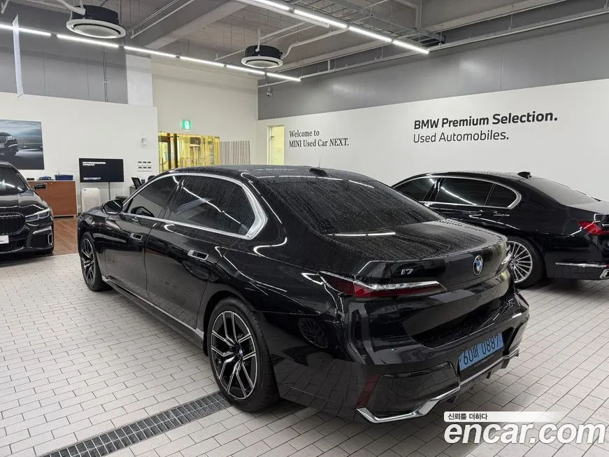 BMW i7 2024 из KR, фото 7