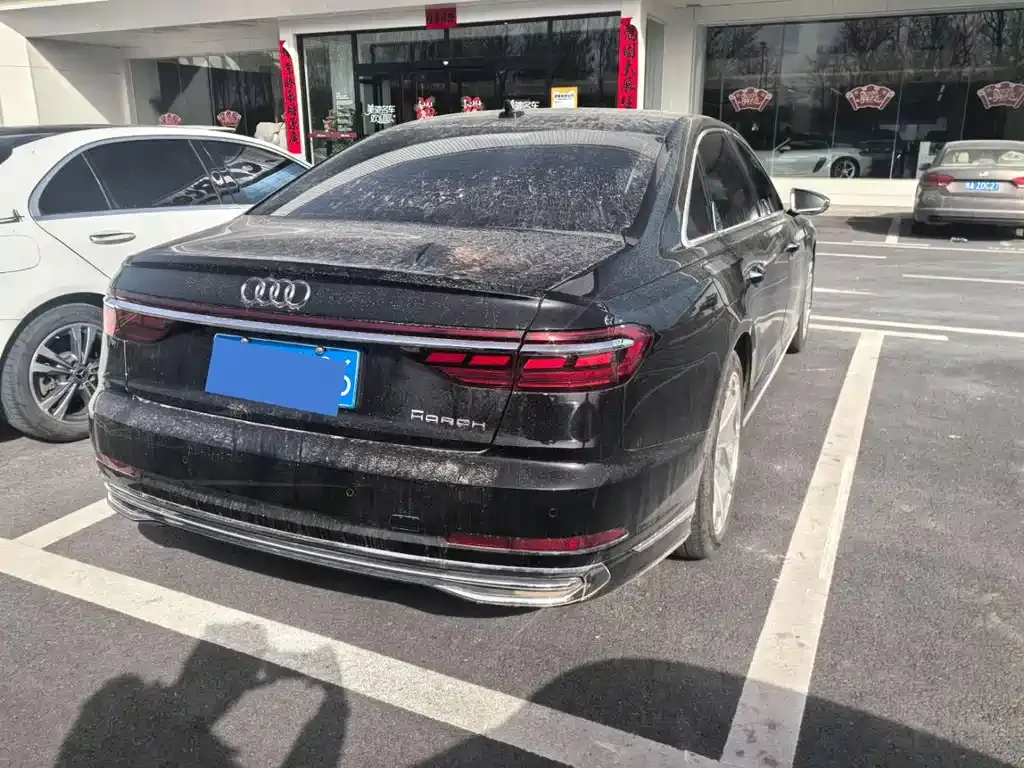 Audi A8 2023 из CN, фото 4