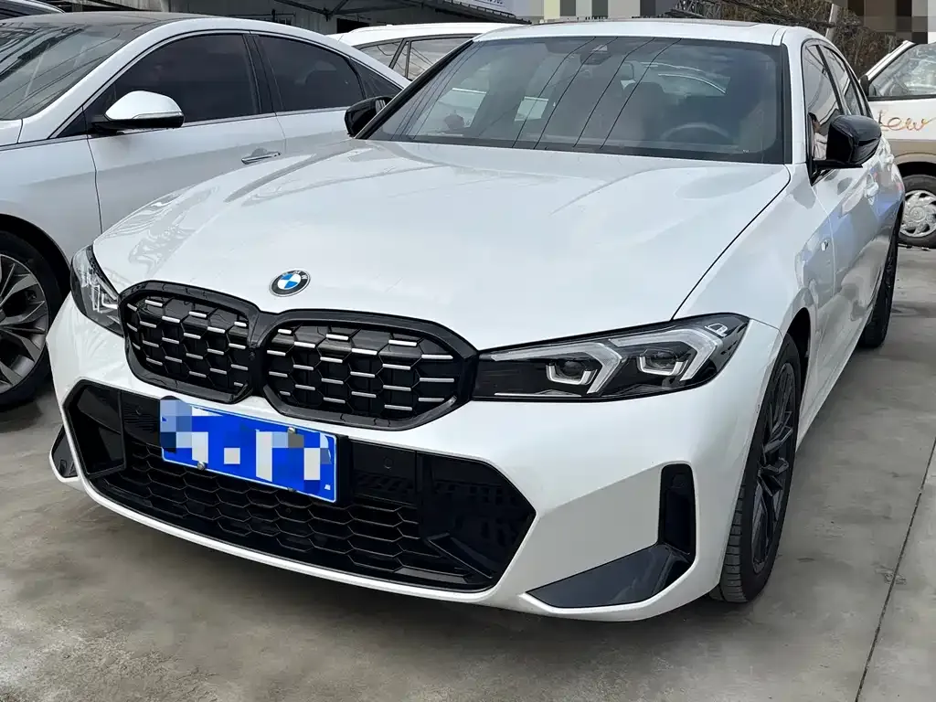BMW 3 Series 2023 из CN, фото 1