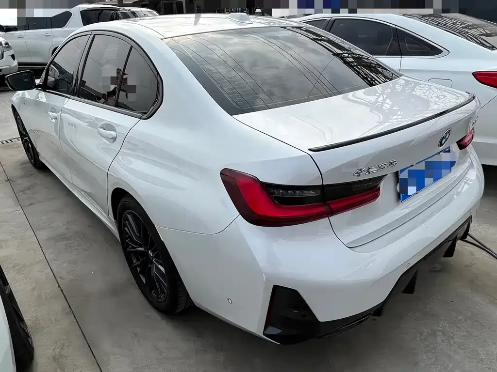 BMW 3 Series 2023 из CN, фото 6