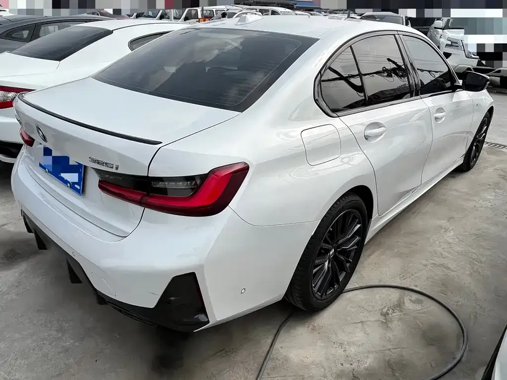 BMW 3 Series 2023 из CN, фото 5
