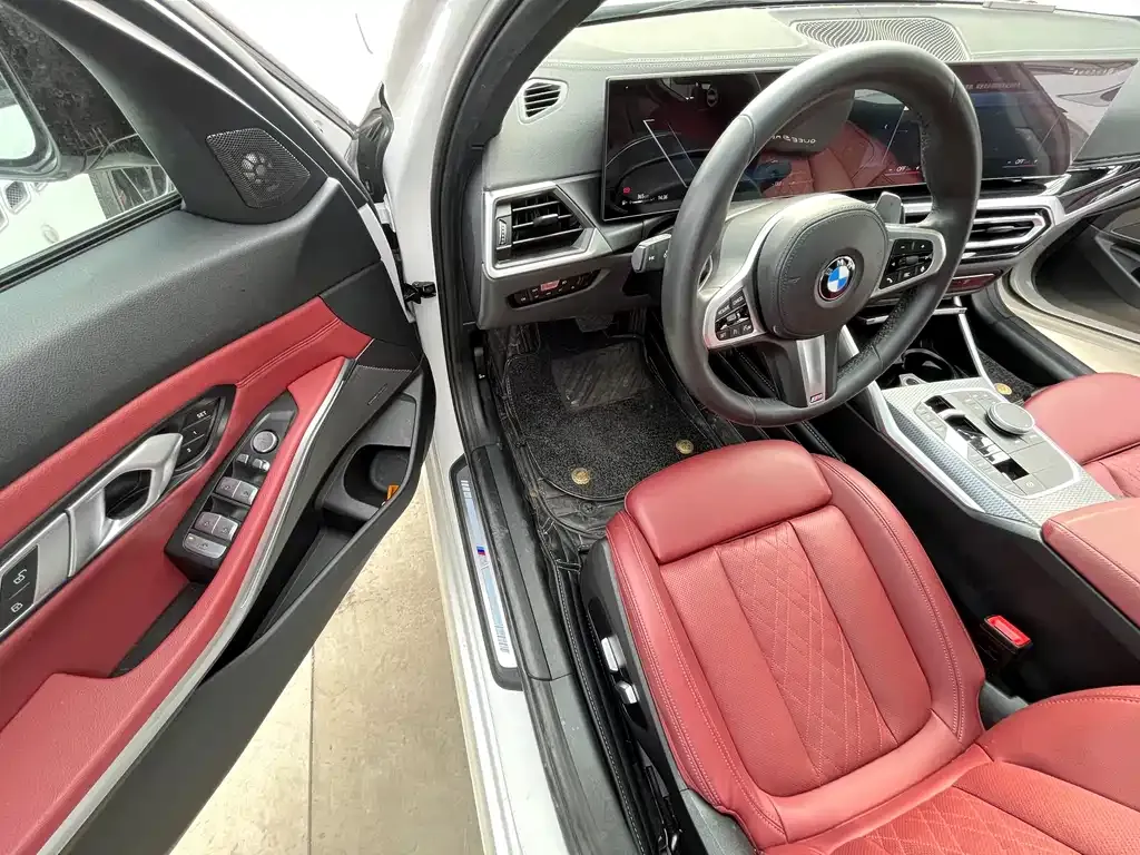 BMW 3 Series 2023 из CN, фото 10