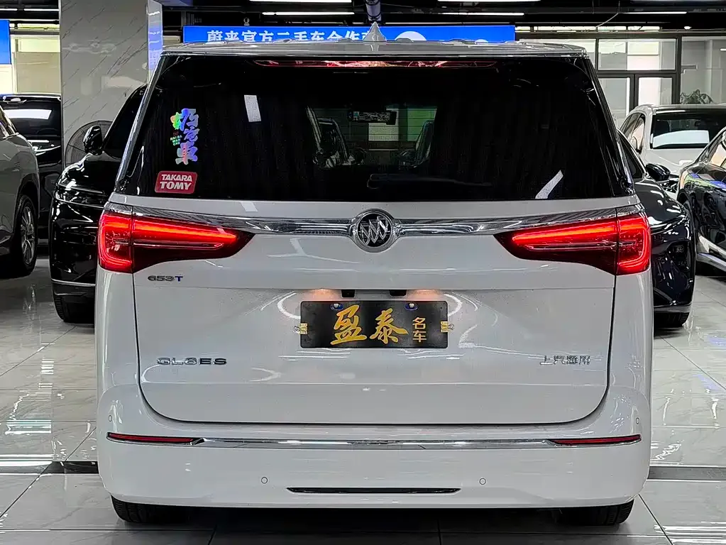 Buick GL8 2022 из CN, фото 3
