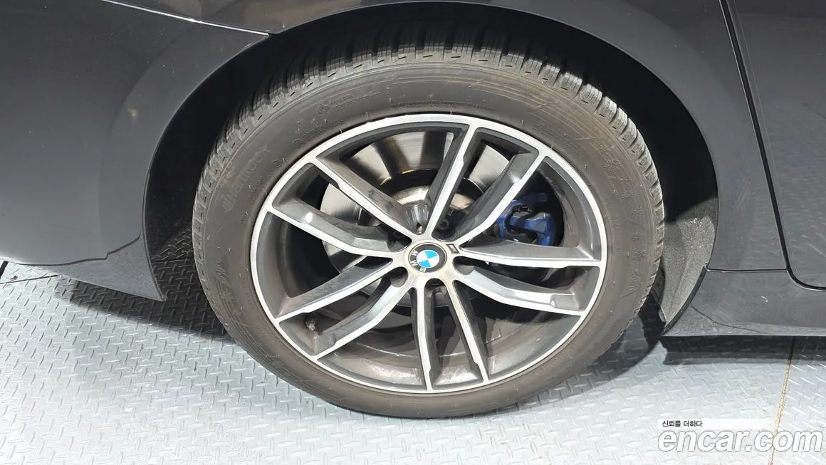 BMW 5-Series 2022 из KR, фото 8