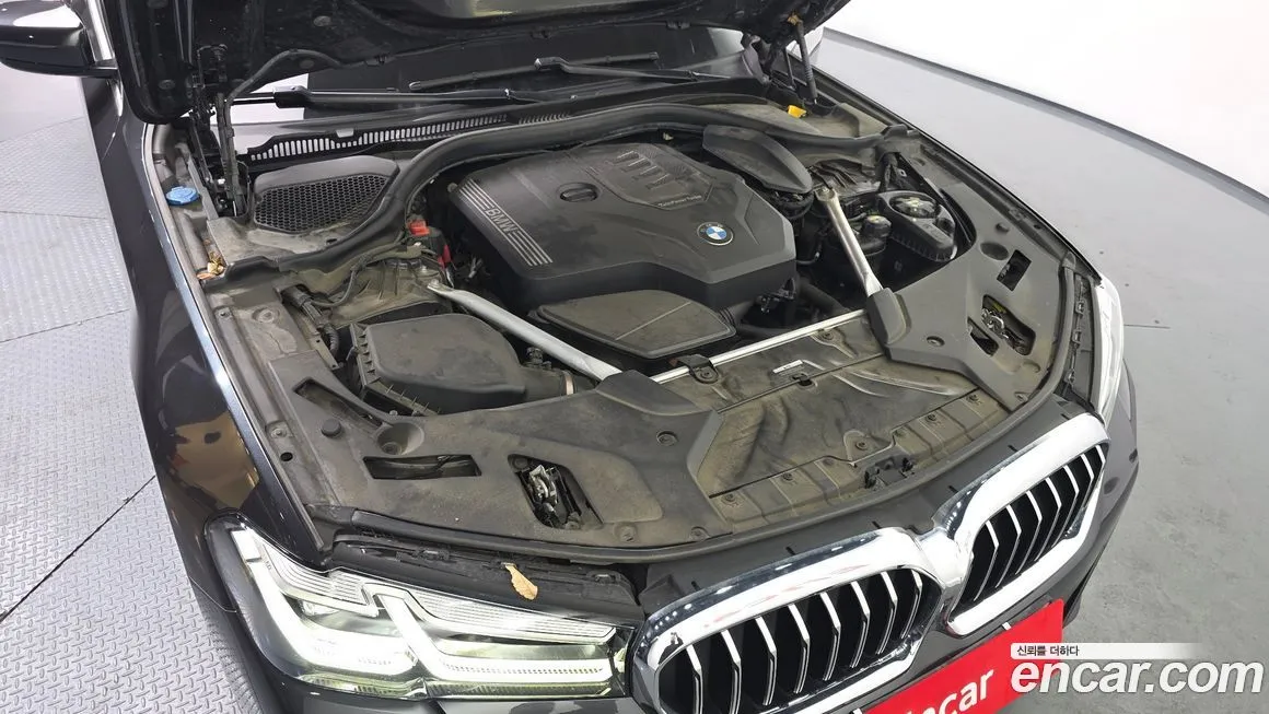 BMW 5-Series 2022 из KR, фото 10
