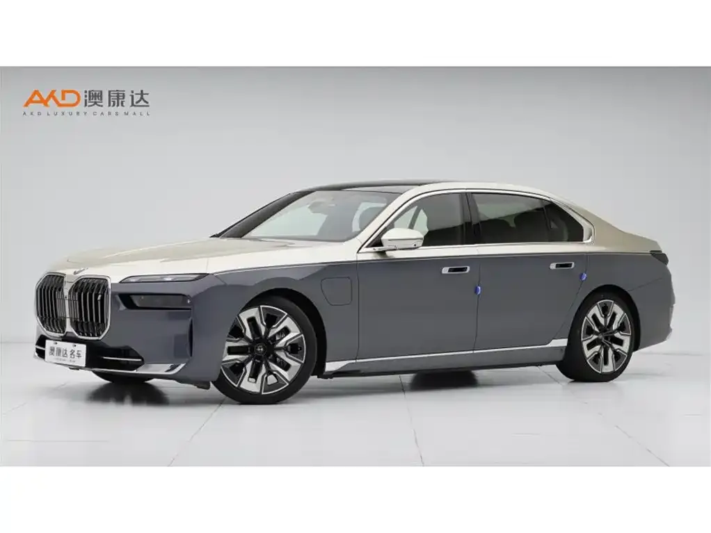 BMW i7 2023 из CN, фото 1