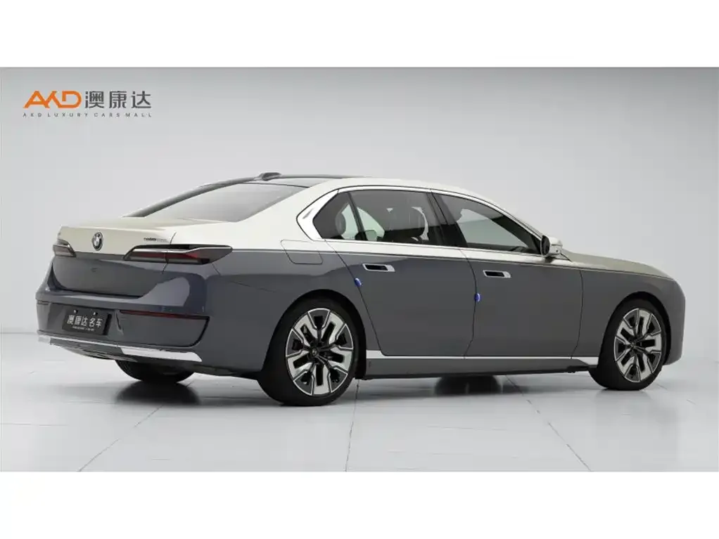BMW i7 2023 из CN, фото 6
