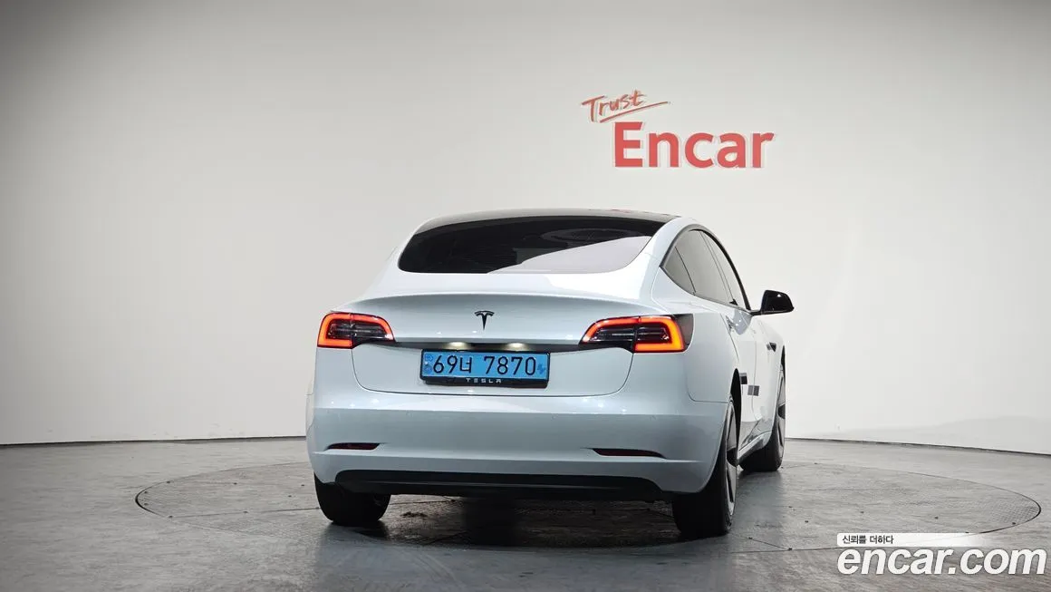 Tesla Model 3 2022 из KR, фото 2