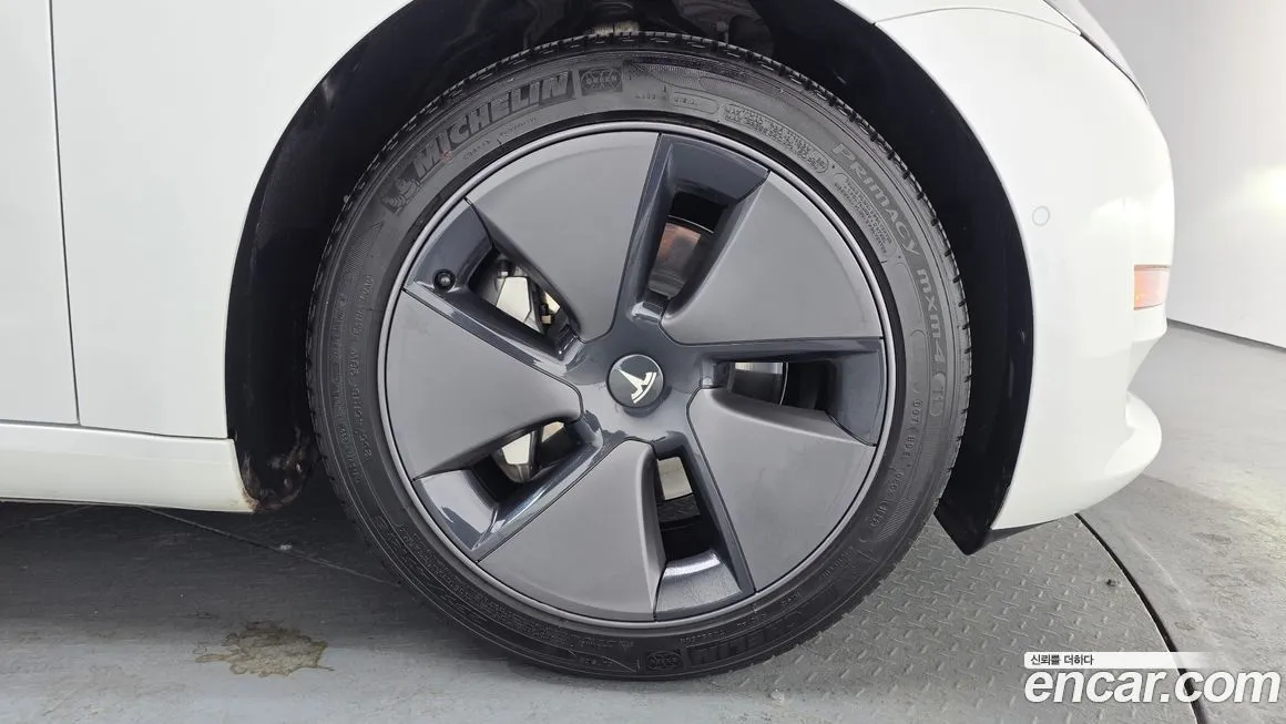 Tesla Model 3 2022 из KR, фото 9