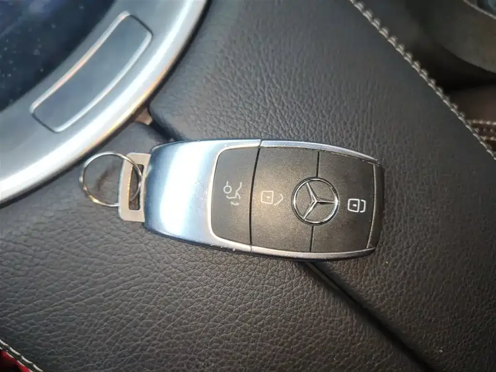 Mercedes-Benz GLC 2021 из CN, фото 9