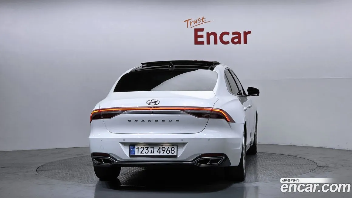 Hyundai Grandeur 2023 из KR, фото 4
