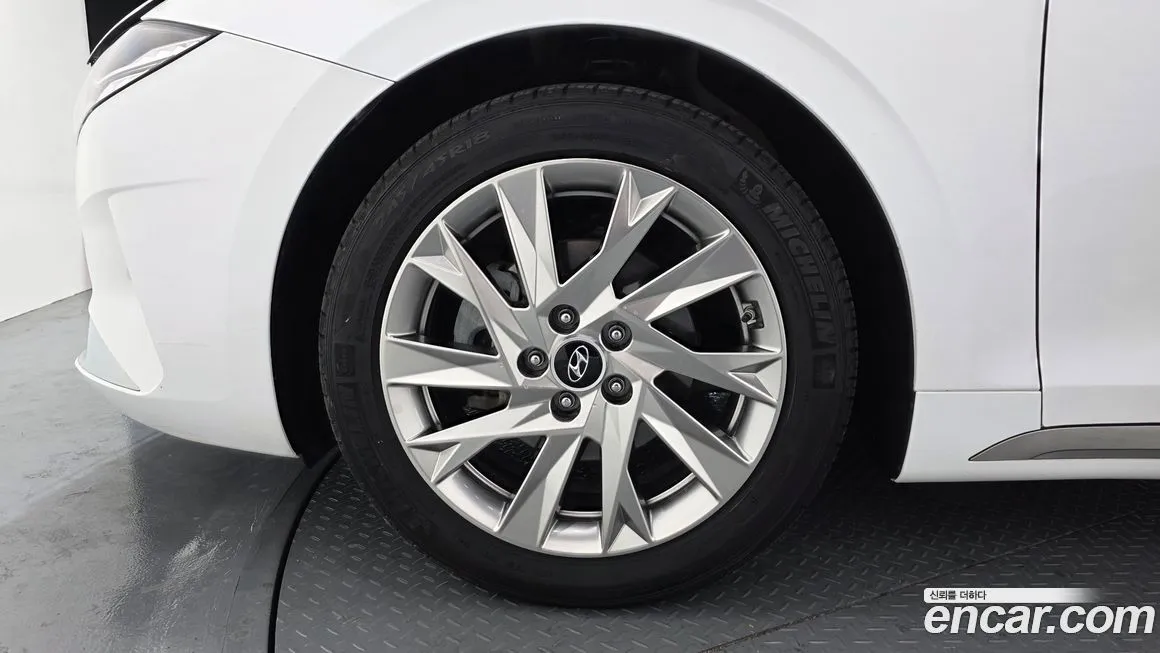Hyundai Grandeur 2023 из KR, фото 5