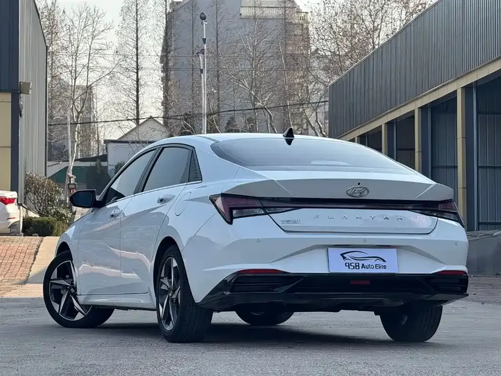 Hyundai Elantra 2022 из CN, фото 6