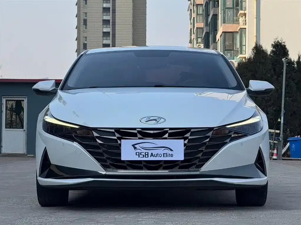 Hyundai Elantra 2022 из CN, фото 7