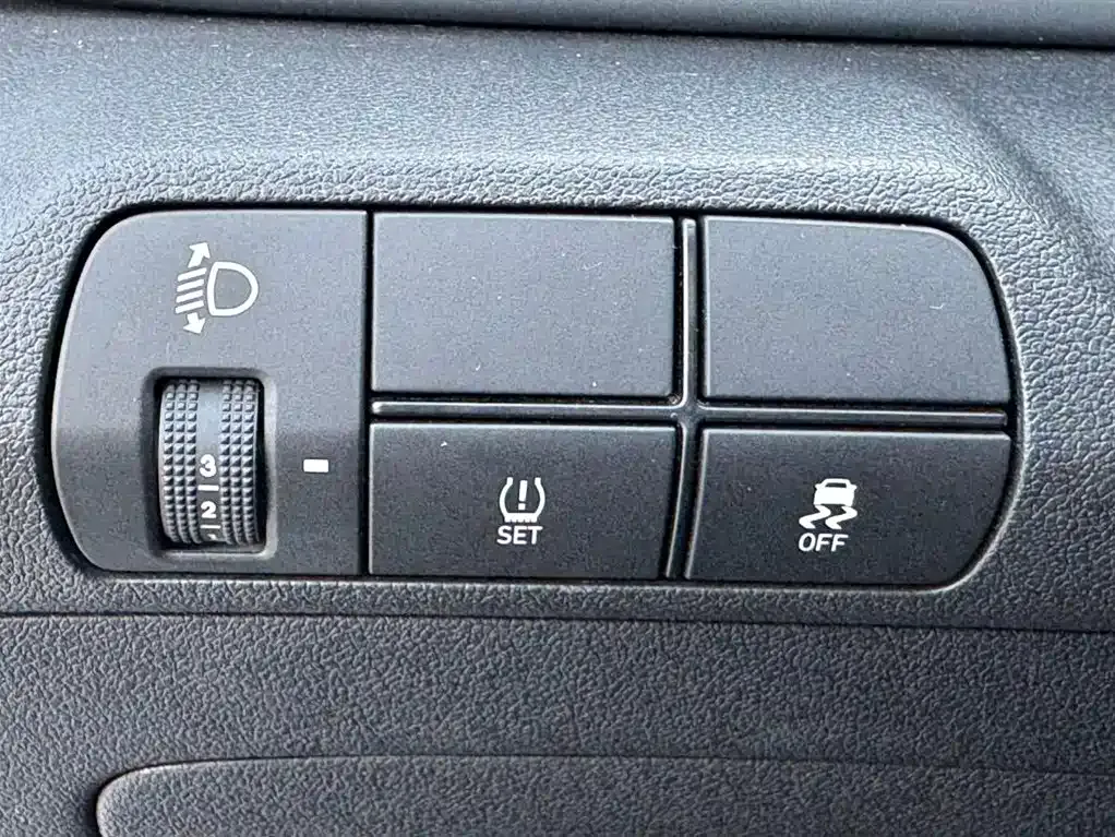 Hyundai Elantra 2022 из CN, фото 10