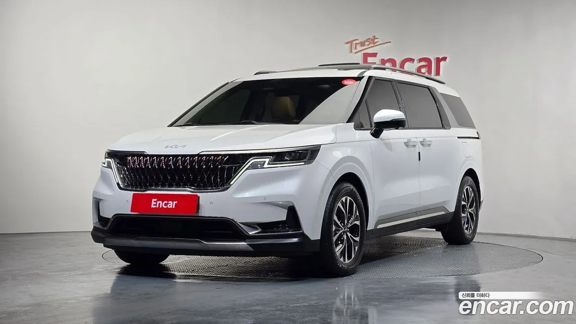 Kia Carnival 2023 из KR, фото 1