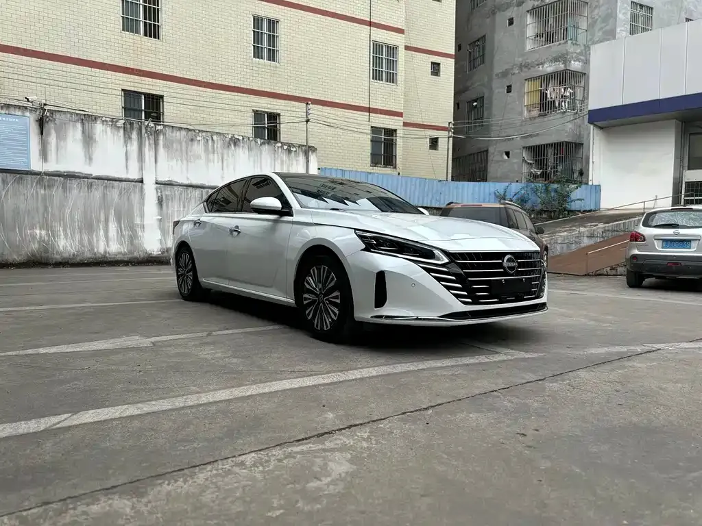 Nissan Teana — фото 3