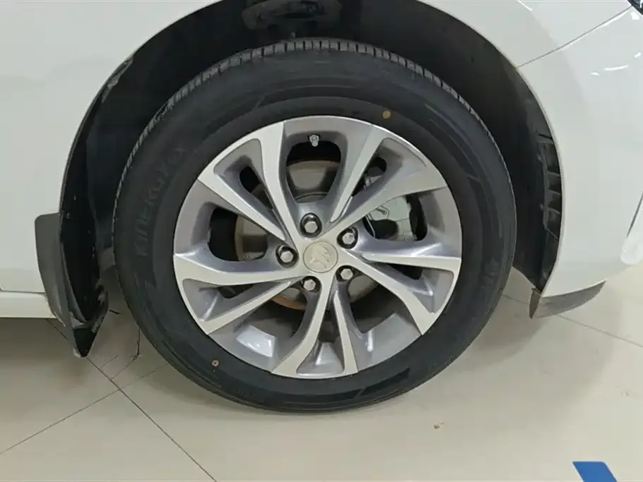 Buick Verano 2024 из CN, фото 2