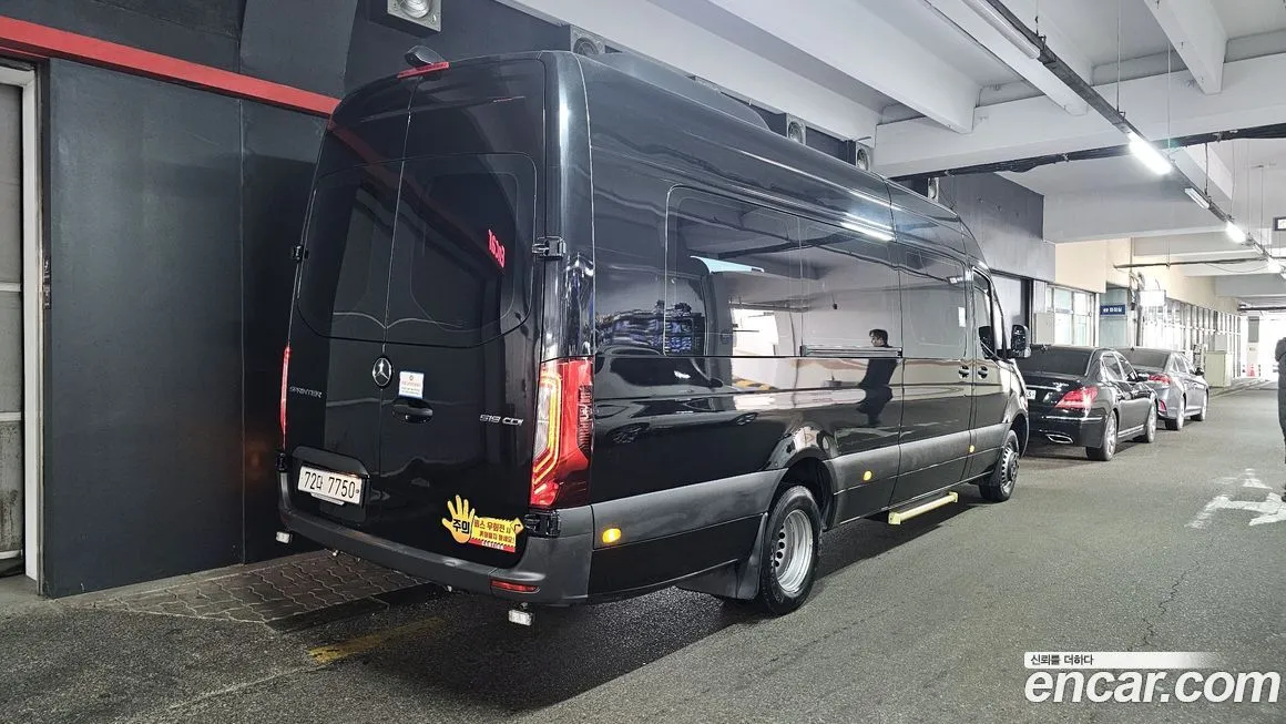 Mercedes-Benz Sprinter 2021 из KR, фото 2