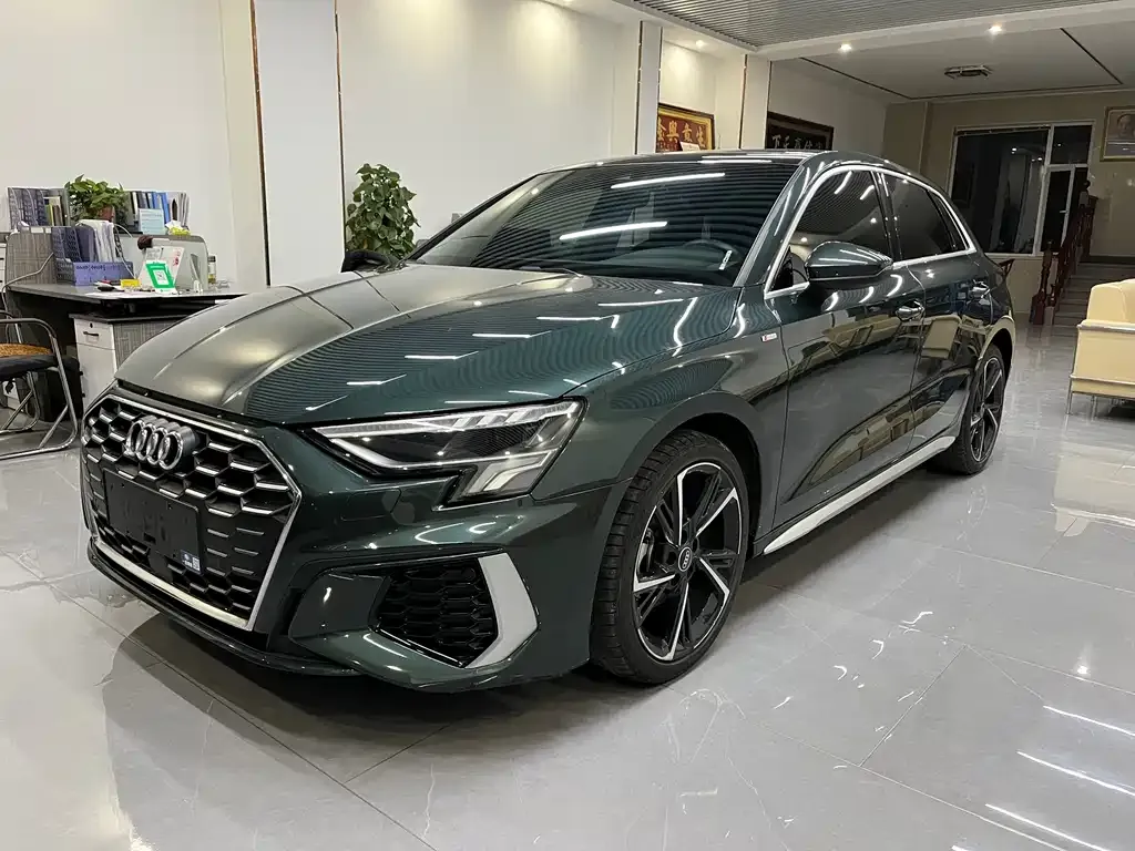 Audi A3 2022 из CN, фото 1