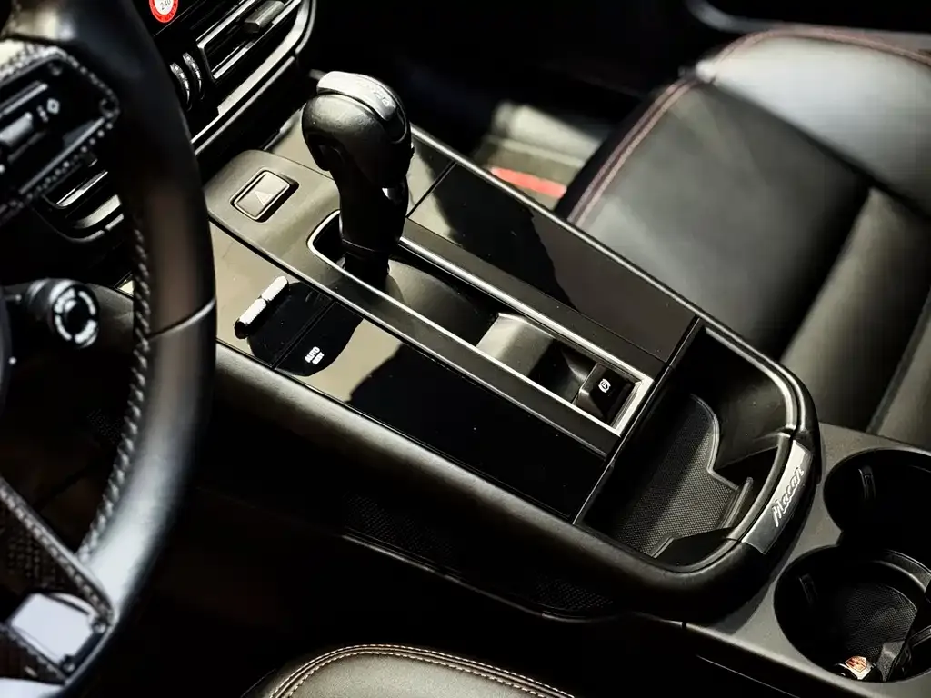 Porsche Macan 2022 из CN, фото 8