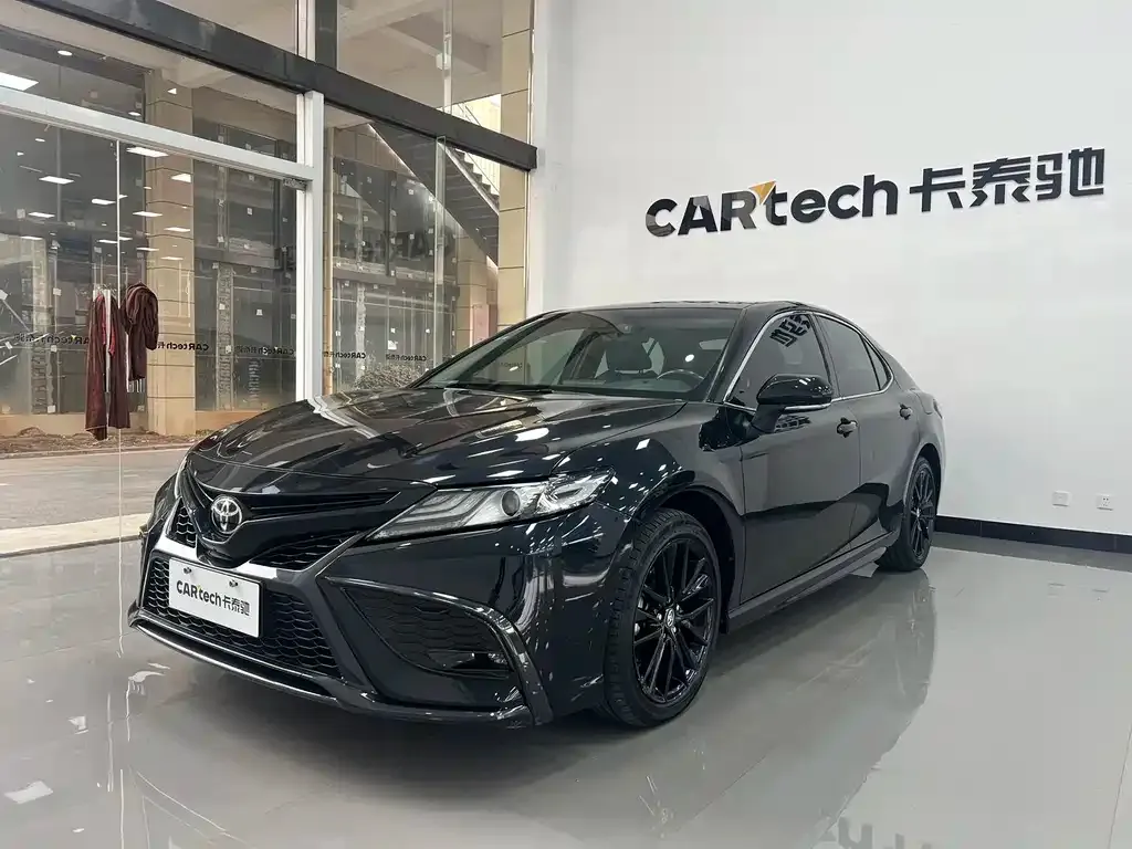 Toyota Camry 2022 из CN, фото 1