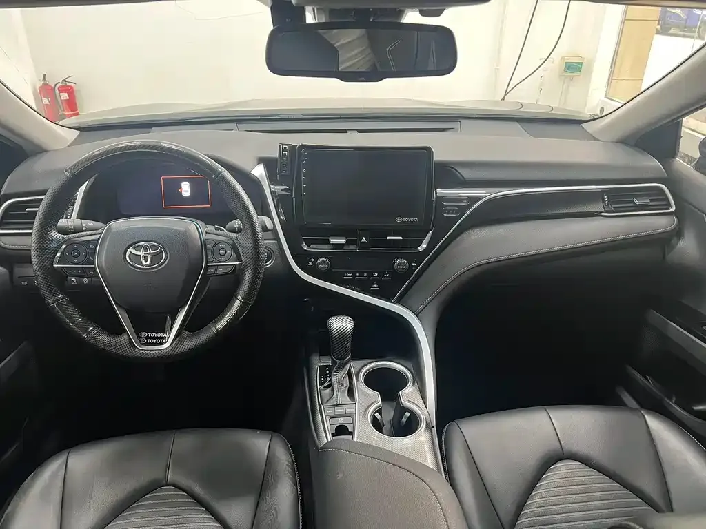 Toyota Camry 2022 из CN, фото 9