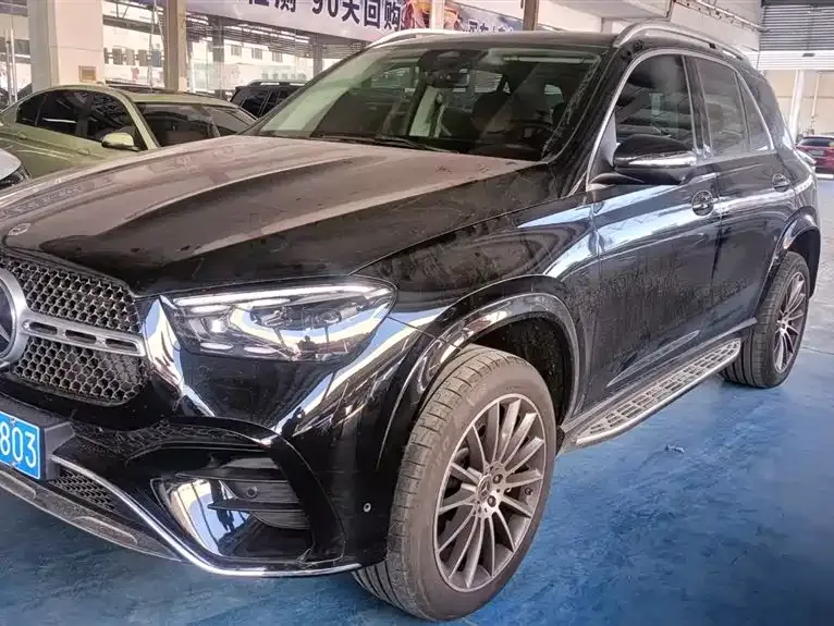 Mercedes-Benz GLE — фото 1