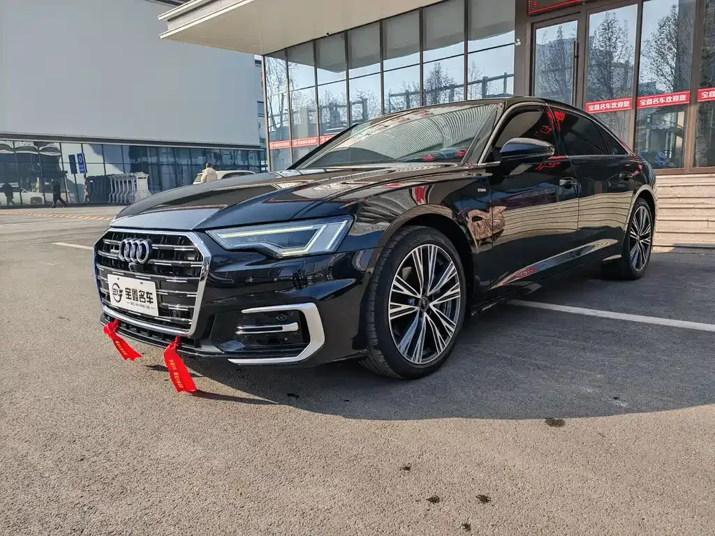 Audi A6L 2023 из CN, фото 1