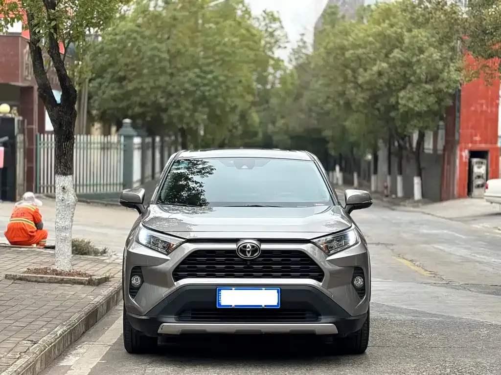 Toyota RAV4 2021 из CN, фото 7